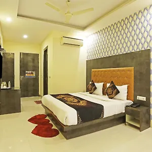 Hotel Smart Signature By Smart Group, New Delhi